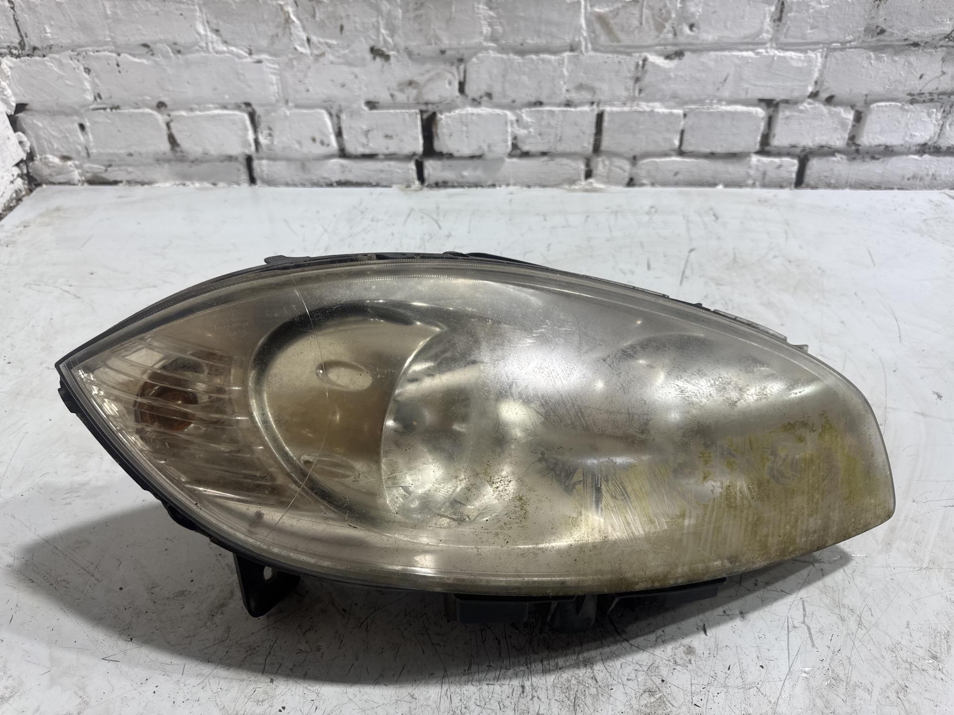 Фара правая Fiat Linea 1 (2007 - 2012) 51826738