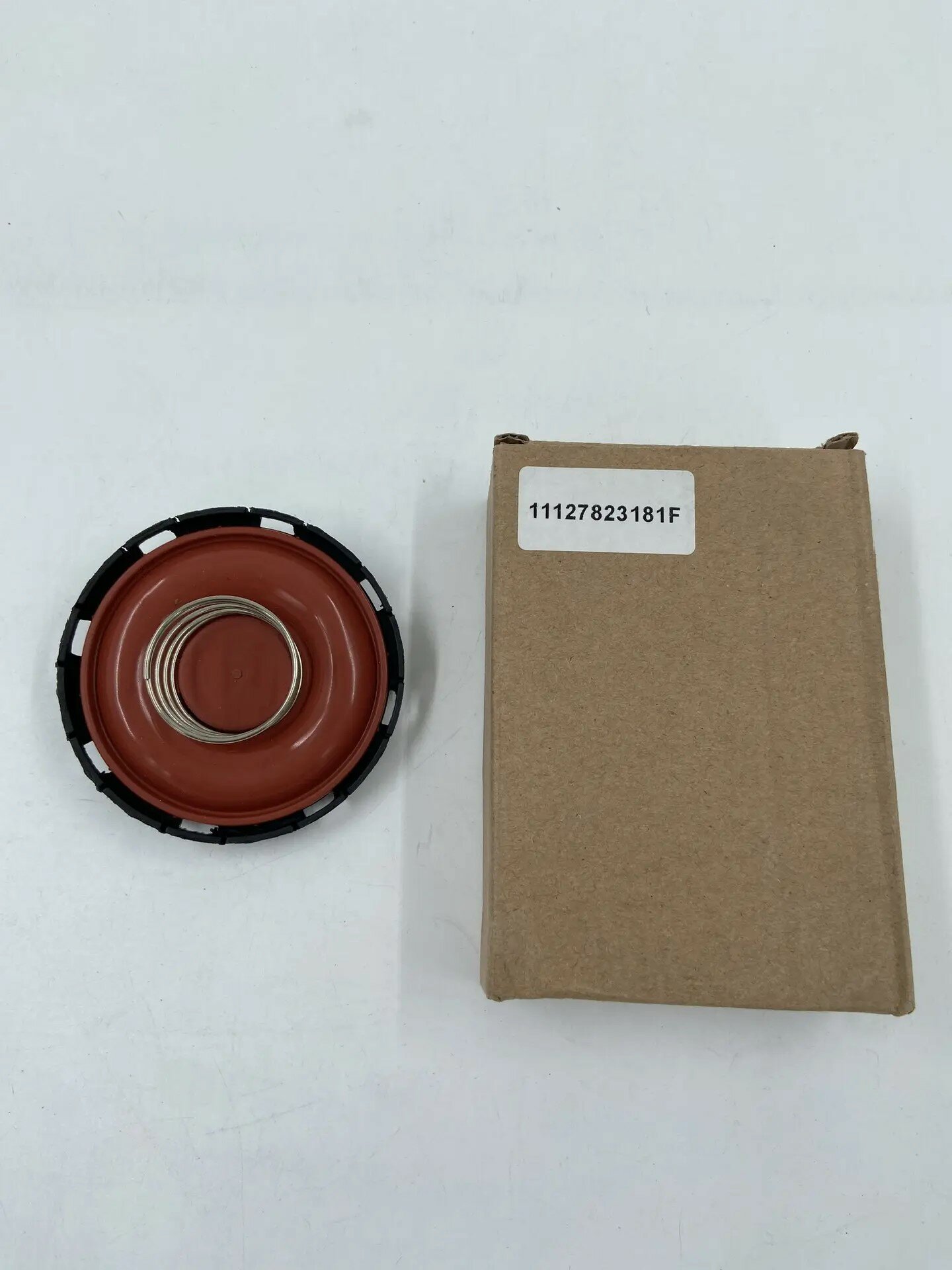 Клапан квкг 11127823181F BMW