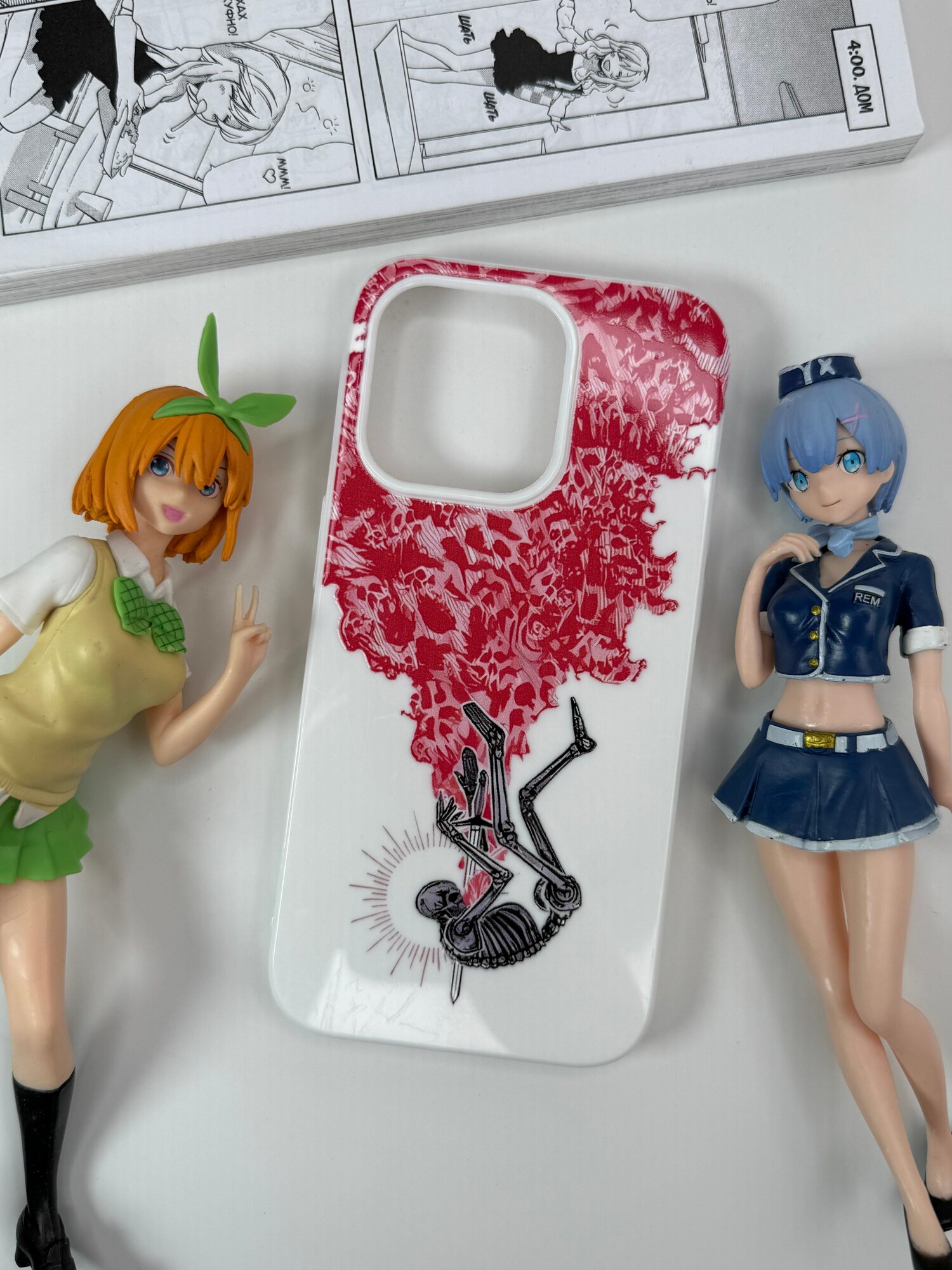 Чехол-Накладка для смартфона Apple iPhone 15 Pro, материал силикон, цвет белый