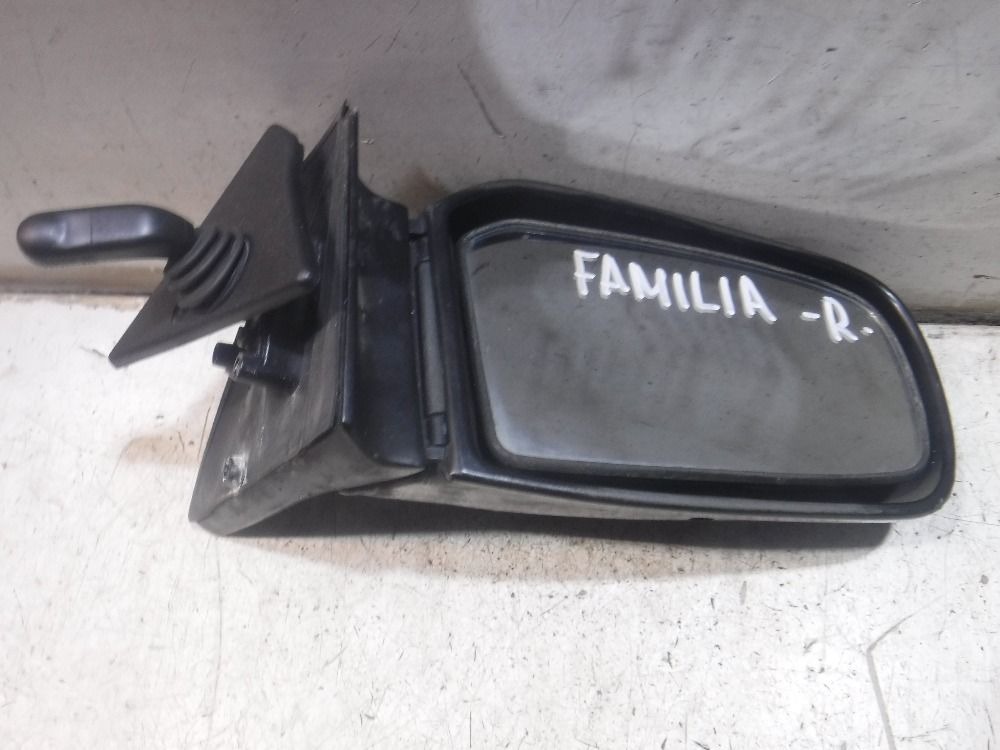 Зеркало правое Mazda 323 BF