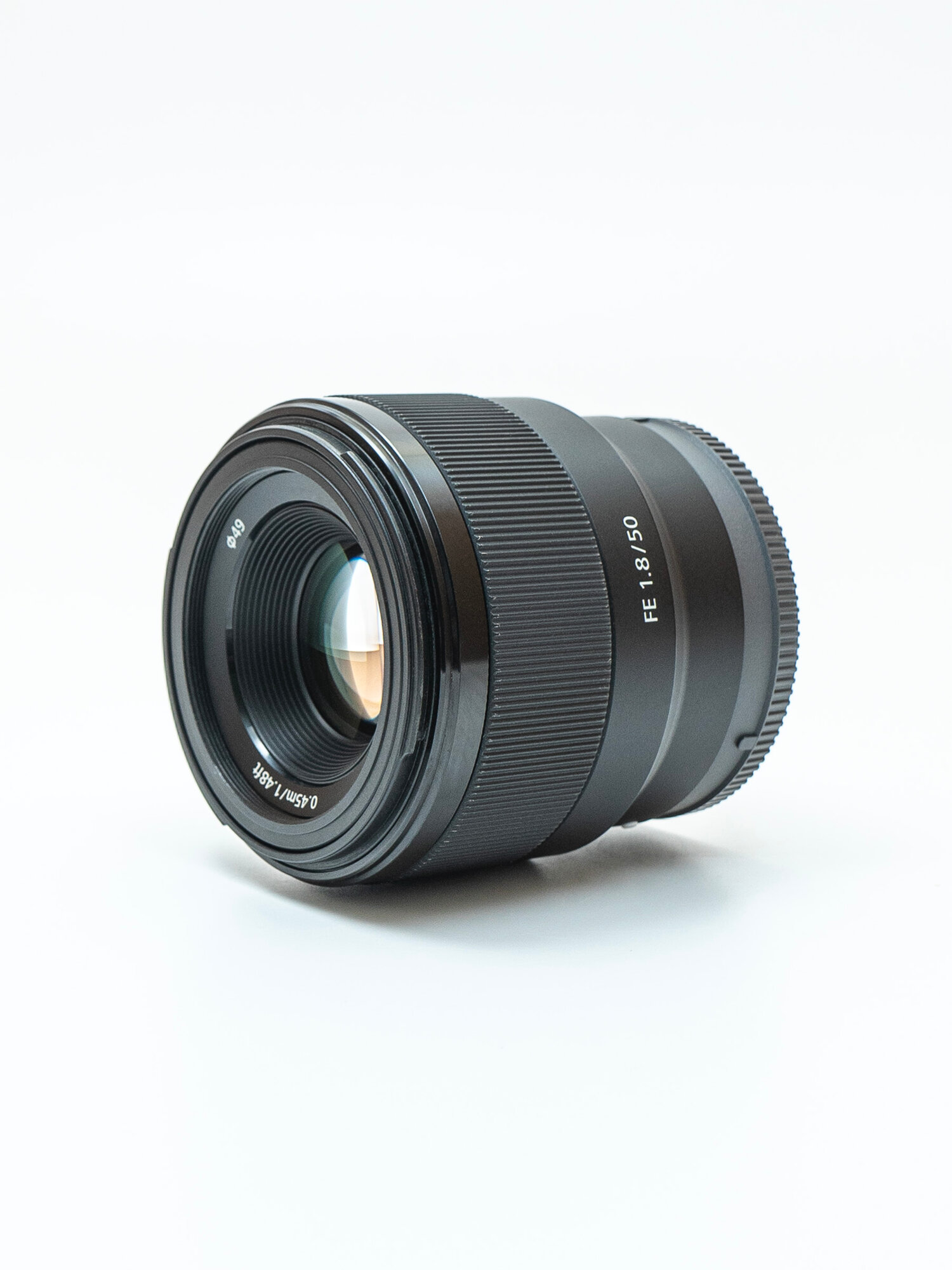 Портретный объектив Sony E 50mm f/1.8 (SEL50F18F), светосильный