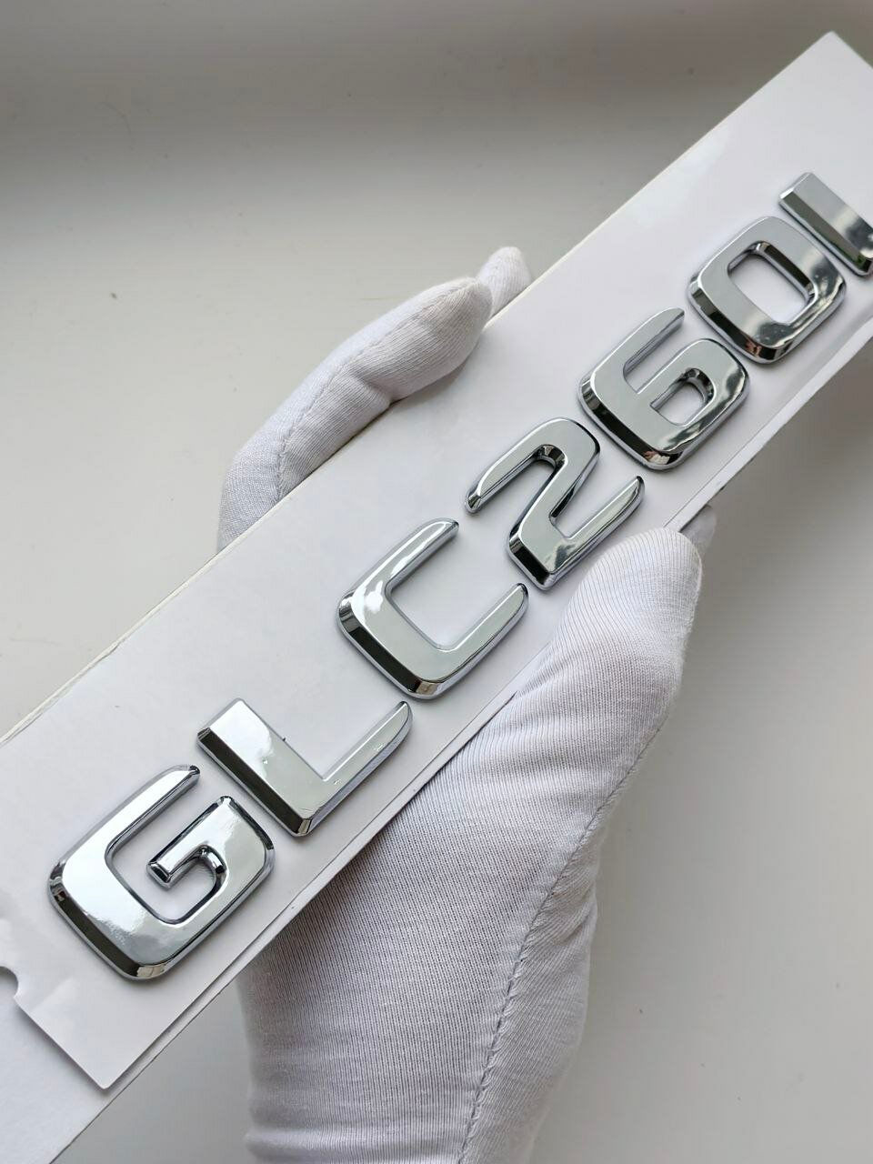 Надпись GLC260L 225*23 мм, шильдик Mercedes, эмблема Мерседес