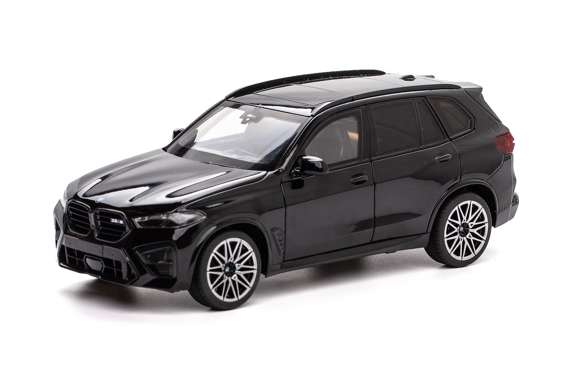 Bmw F95 X5 m competition 2026 black (length 20 cm, without packaging) / бмв F95 X5 m компетишн 2026 черный (длина 20 см, без упаковки)