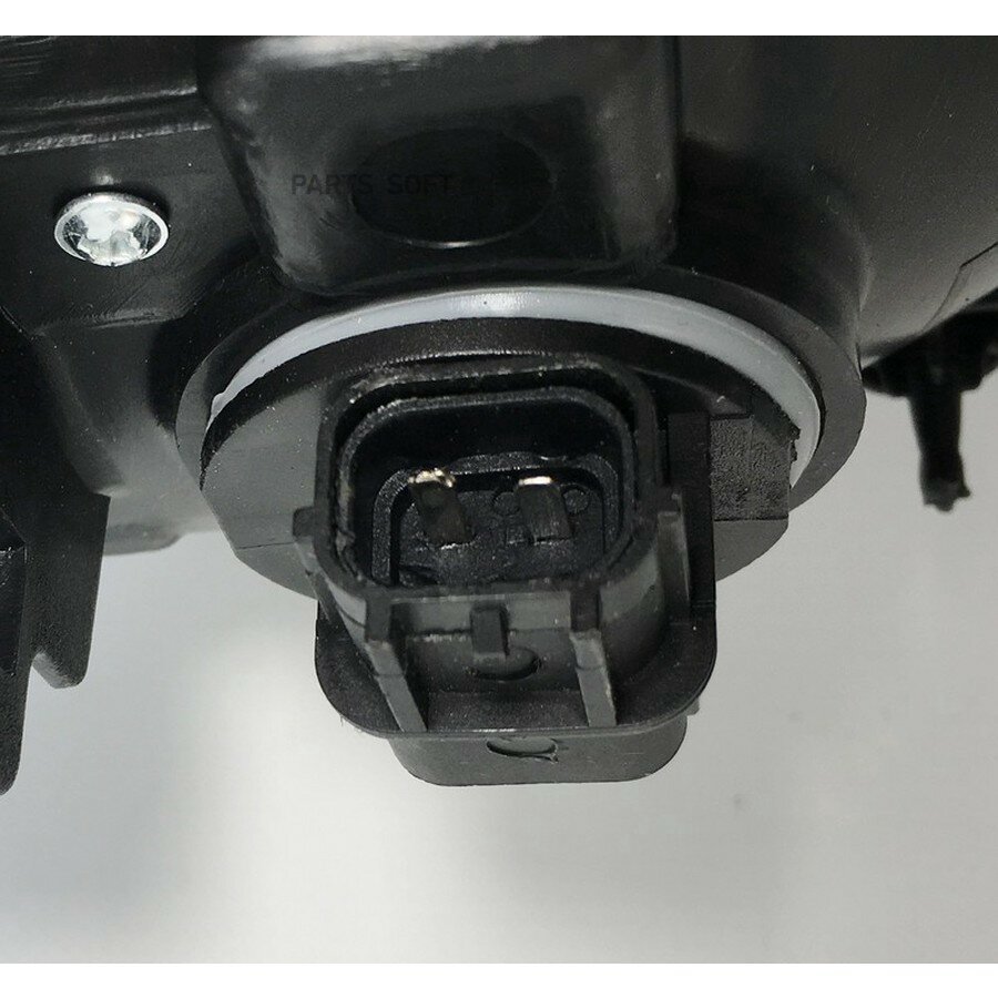 CARTRONIC CRTR0127030 Фара Cartronic CRTR0127030 правая ref.921024E500