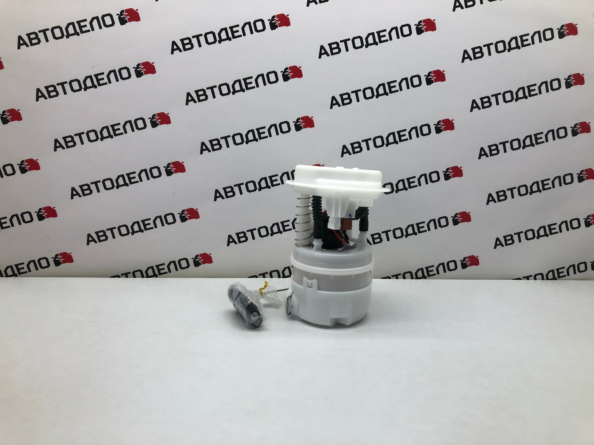 Бензонасос в сборе MasterKit 77FU011 Duster, Logan