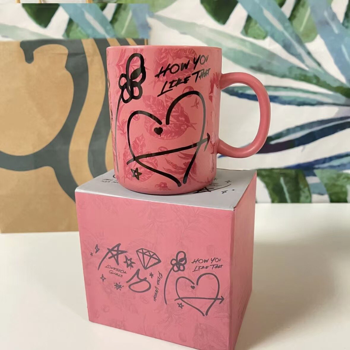 Термос Starbucks, коллаборация с BLACKPINK, розовый, граффити, 330 мл, лимитированная серия, подарок