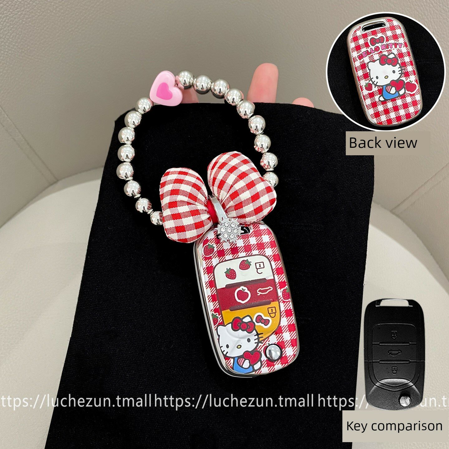 Ключница Hello Kitty для Wuling Hongguang Miniev 2025 модель с розовой клетчатой лентой и котик-браслетом