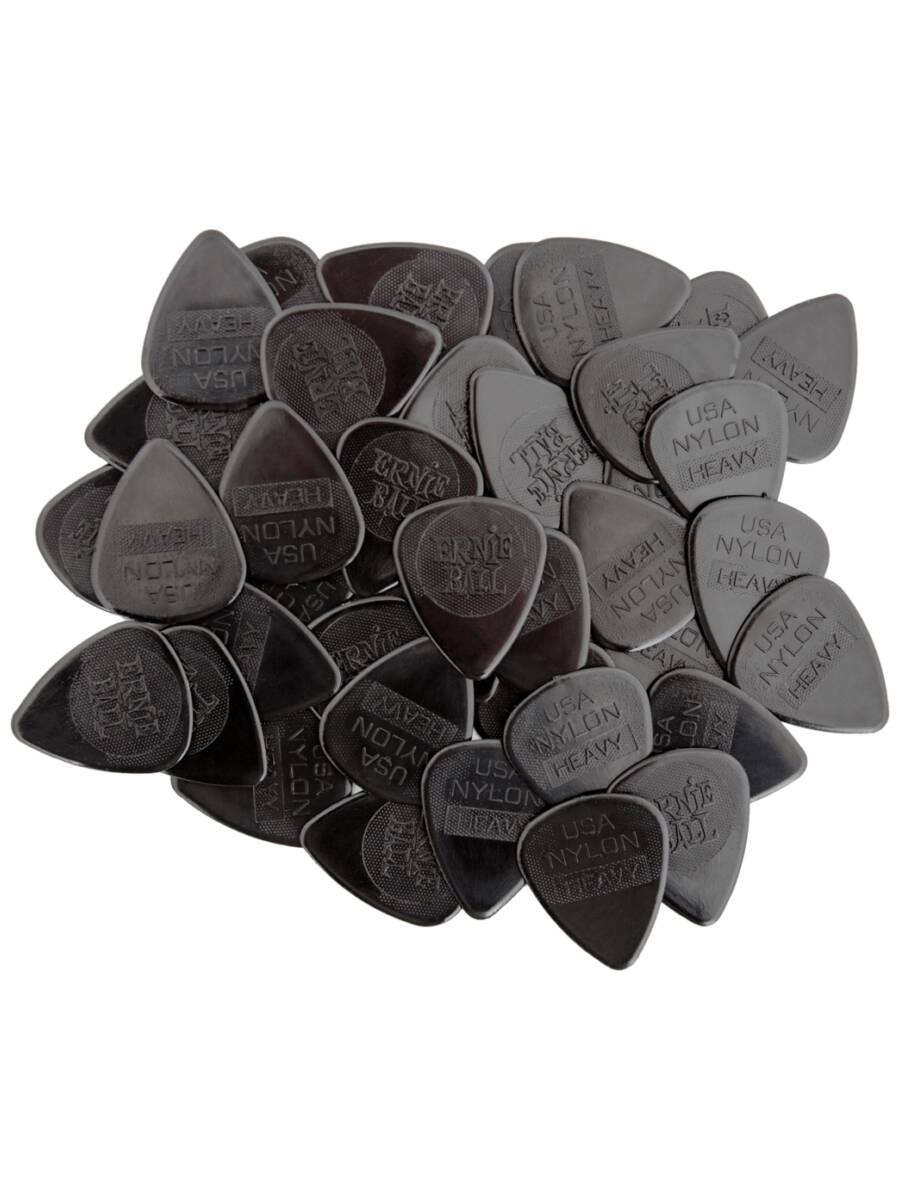 ERNIE BALL 9137 - медиатор нейлоновый 0,97 мм, литьё под давлением, упаковка 12 шт.