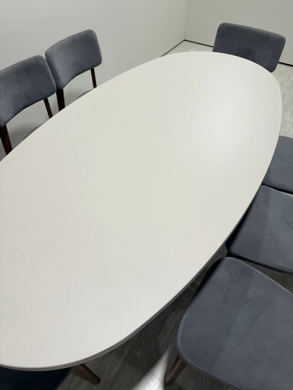 Стол кухонный обеденный 160х100 см THETABLE•RU овальный нераскладной с металлическими ножками, модель 18.1/17.1