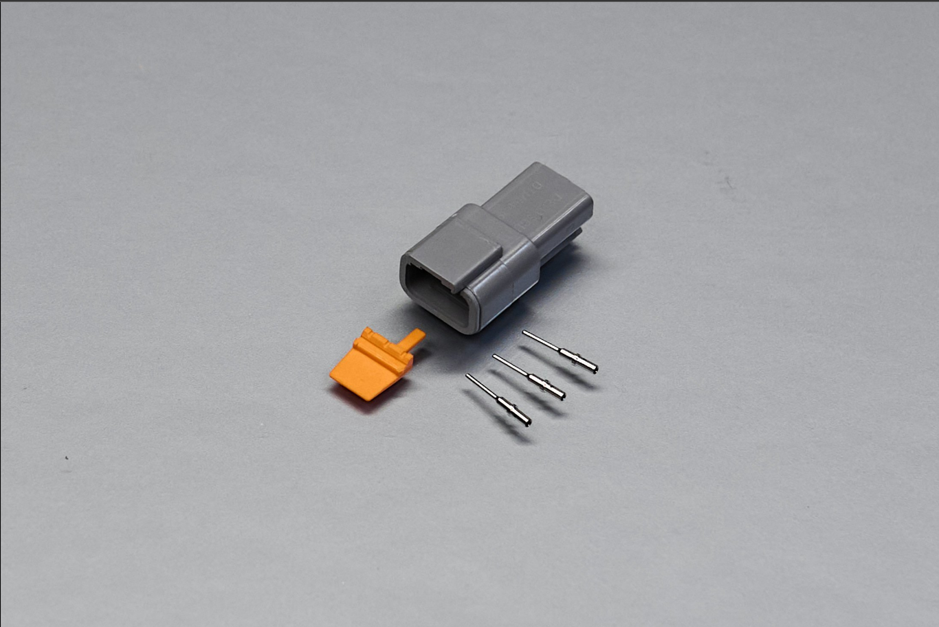 Deutsch Connectors комплект разъема DTM, 3 контакта, DTM04-3P-KT