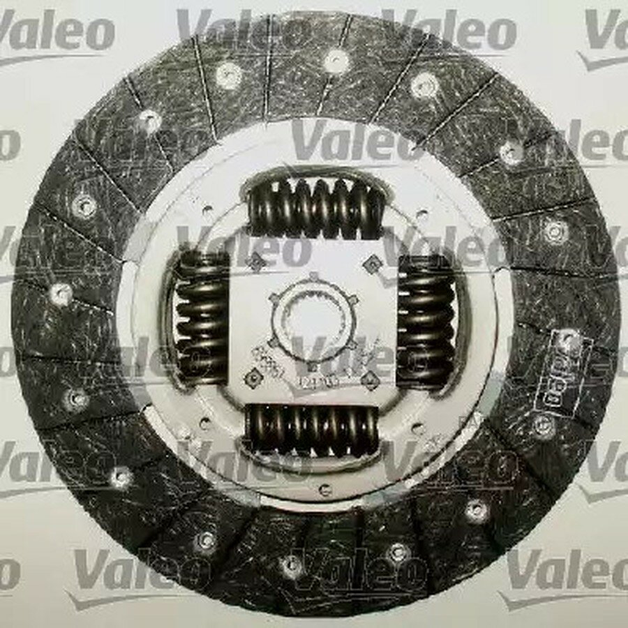 Комплект сцепления от официального дистрибьютора, VALEO, артикул 826453