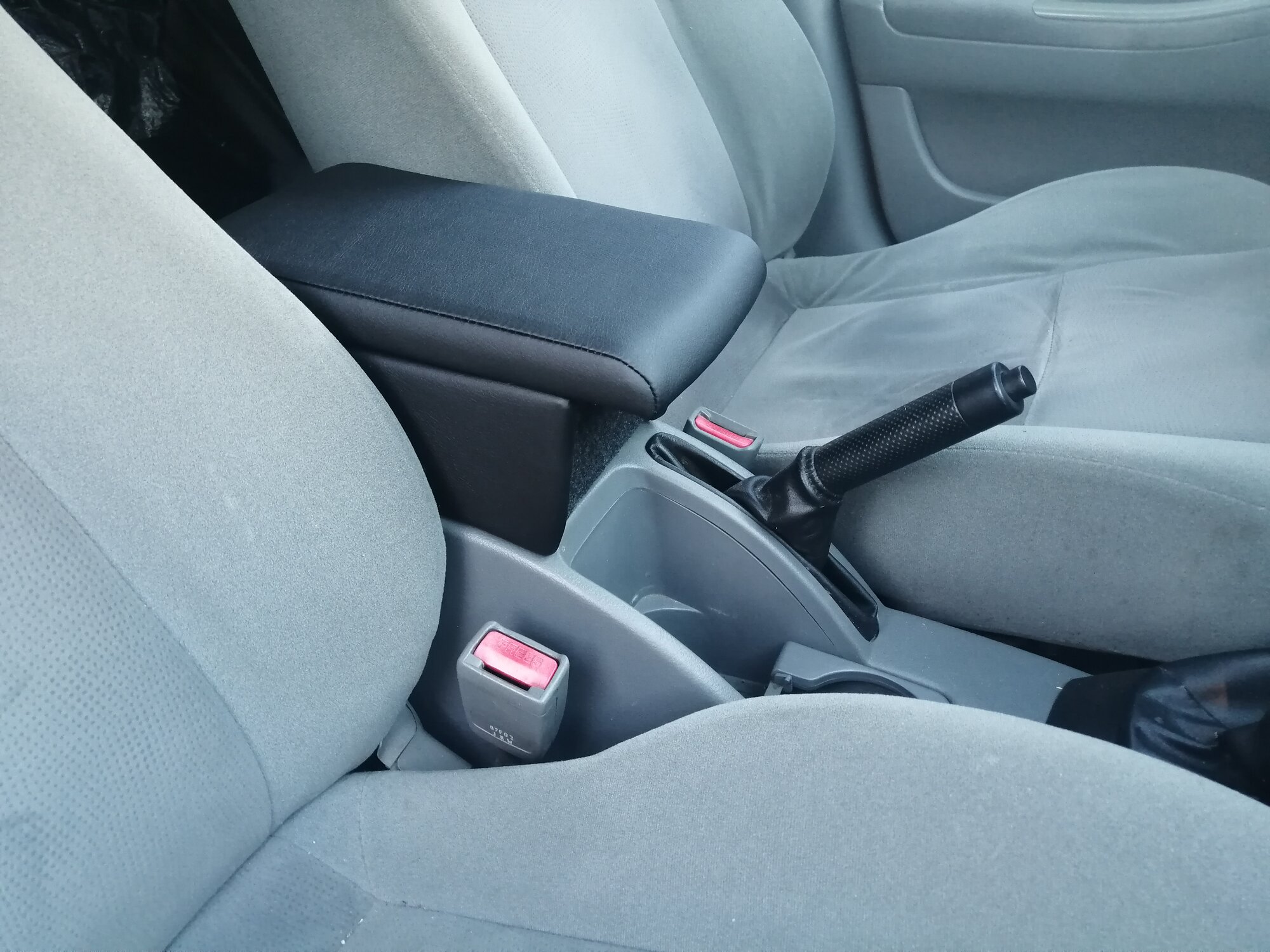 Подлокотник Chevrolet Lacetti (Шевроле Лачетти). Черный
