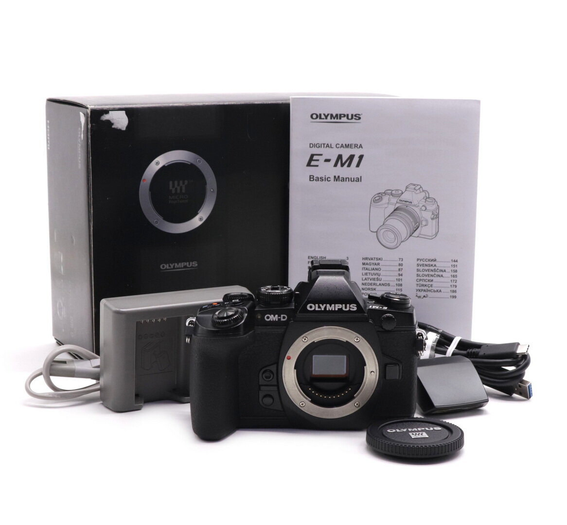 Olympus OM-D E-M1 body в упаковке (пробег 51580 кадров)