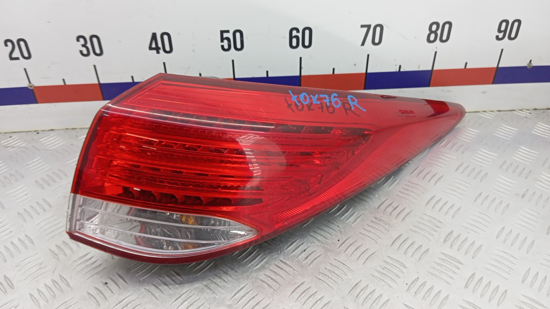 Фонарь задний правый HYUNDAI I40