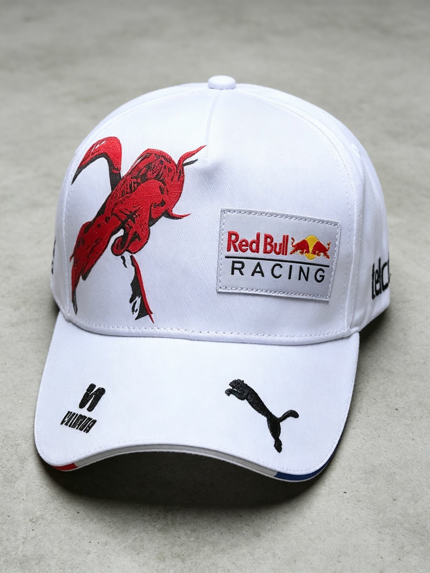 Бейсболка Red Bull