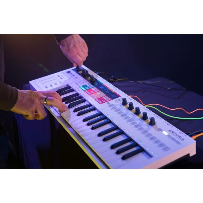 Arturia Keystep Pro Миди клавиатура