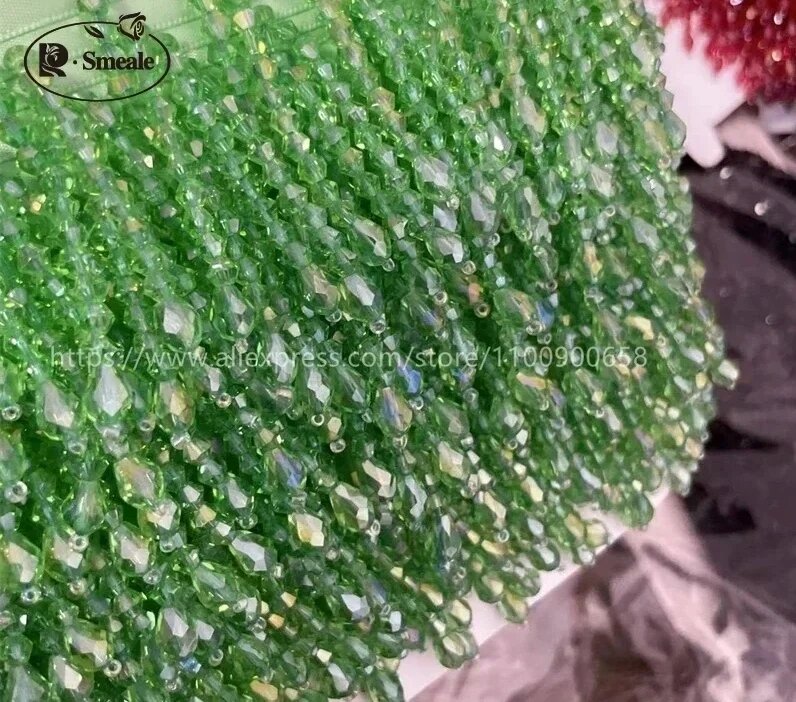Кружевная лента с бисером зеленого цвета