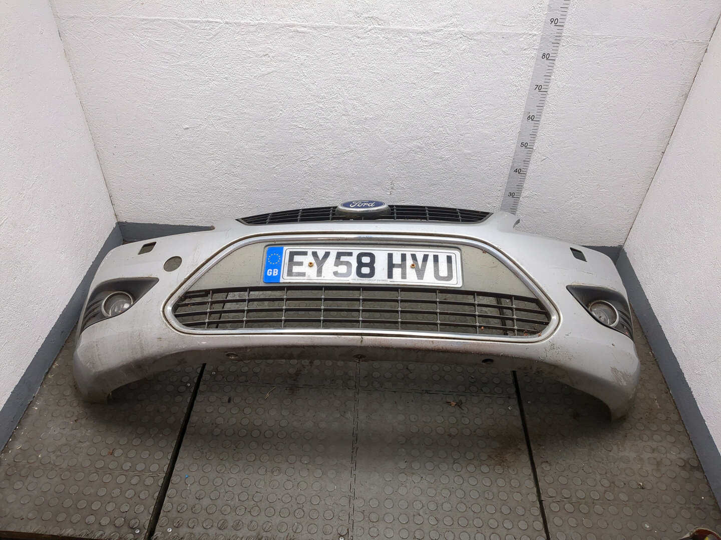 Бампер передний Ford Focus 2 Б/У