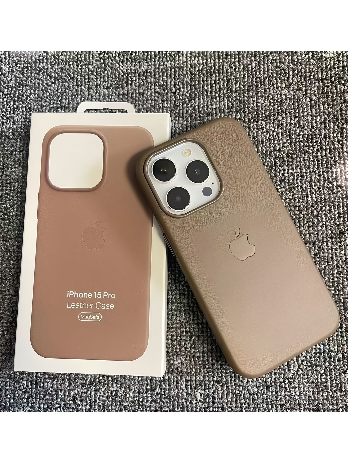 Кожаный чехол MagSafe специально для iPhone 15
