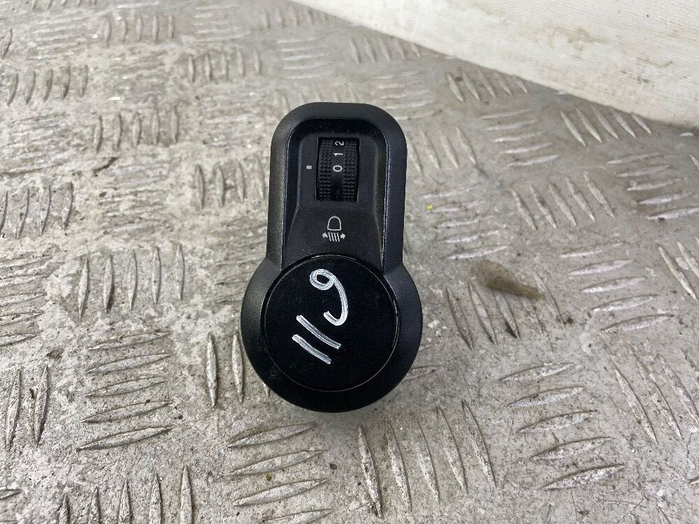 Кнопка корректора фар 751000080 Kia Spectra Б/У с пробегом