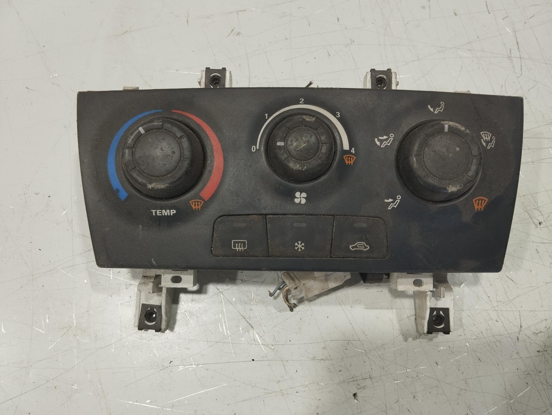 Блок управления печки/климат-контроля Fiat Stilo 1 рест. (2004 - 2006) 591546100