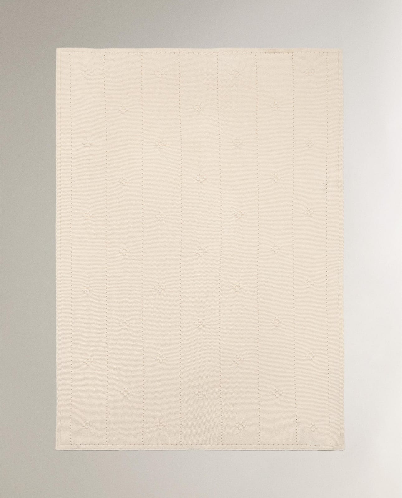 Плед ZARA HOME детское одеяло из ажурного хлопка, экрю, 70 x 100 см 1611/004/712-9