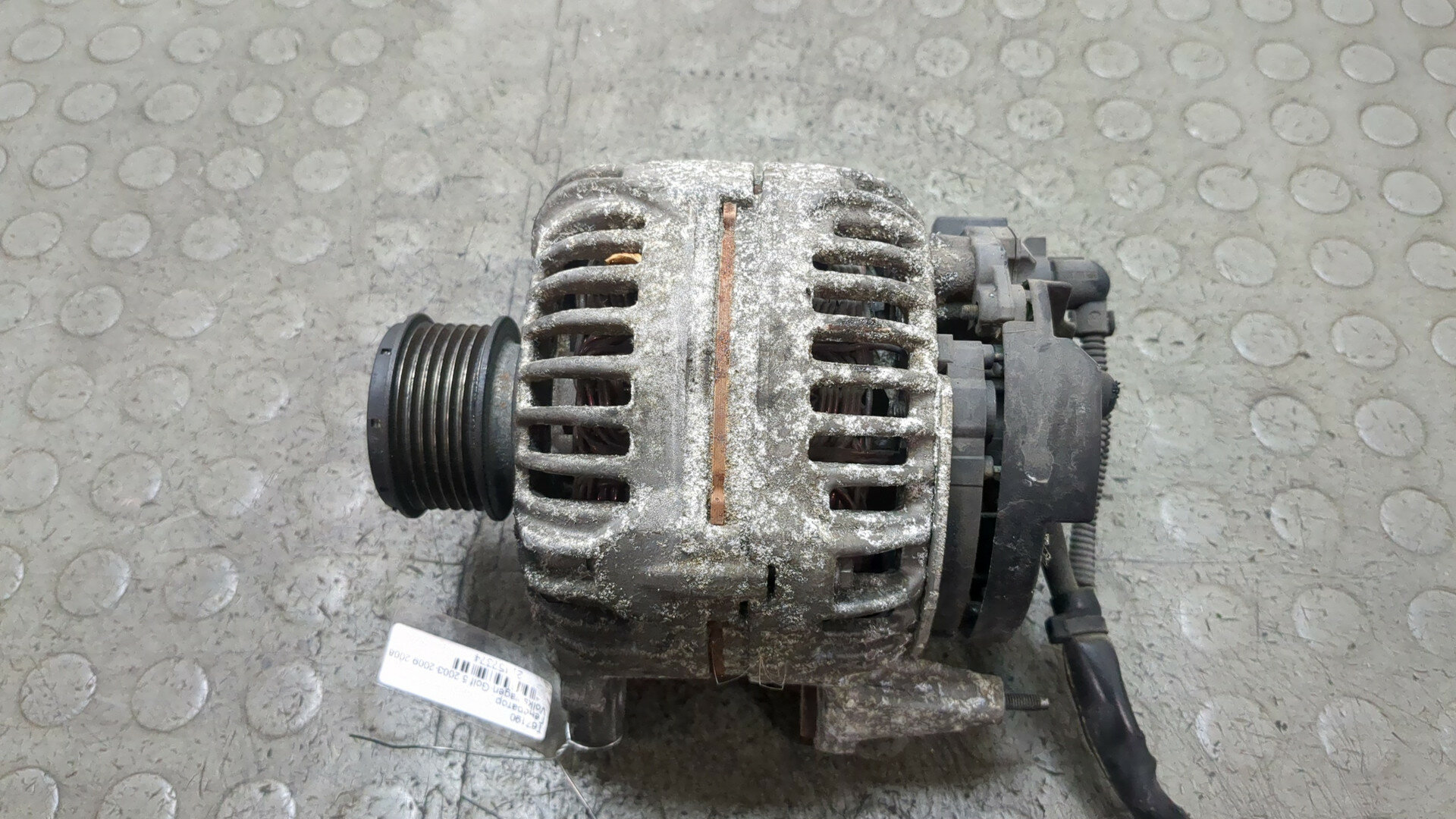 Генератор Volkswagen Golf 5 Б/У