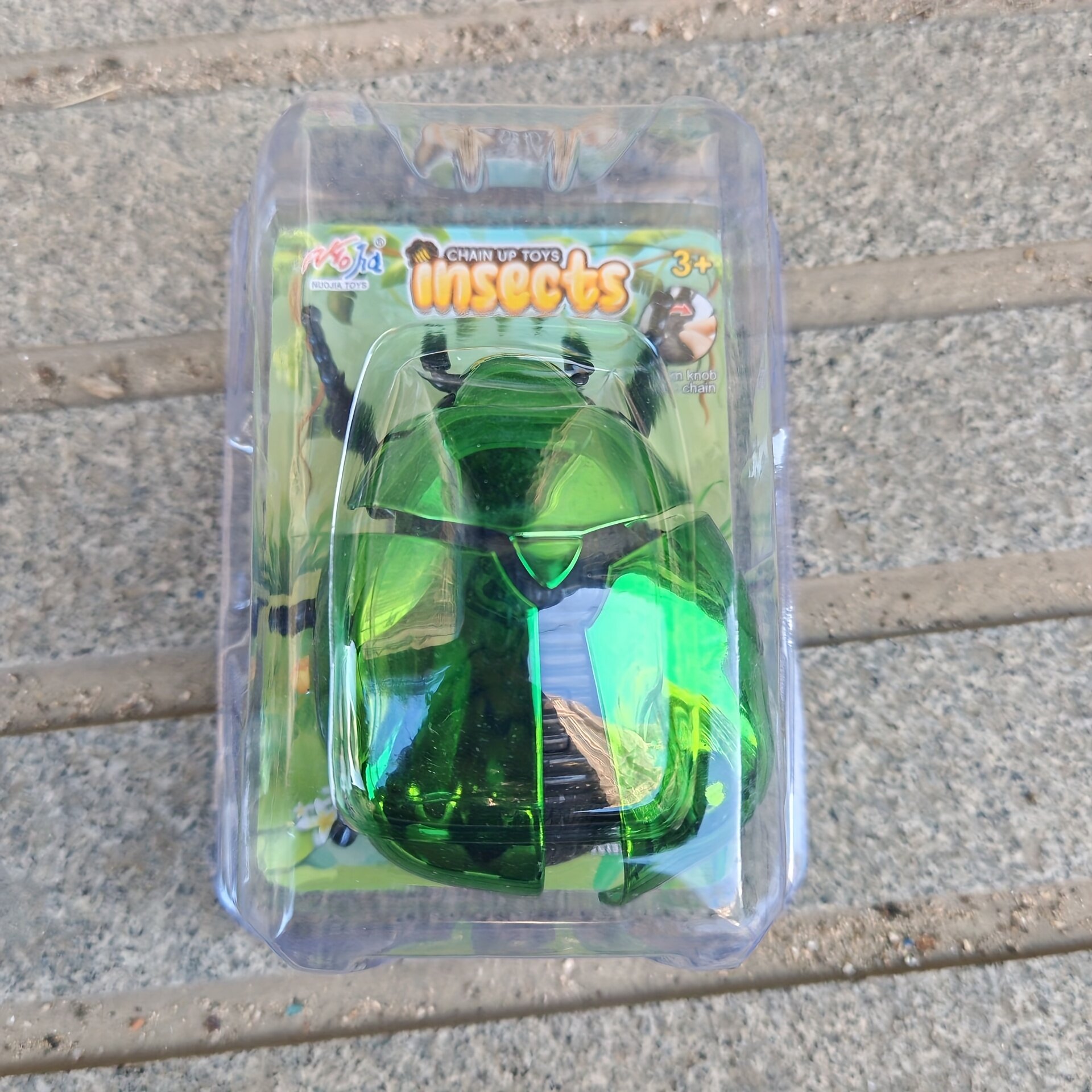 Пружинная игрушка в виде жука, зеленый цвет, 1 шт, для снятия стресса