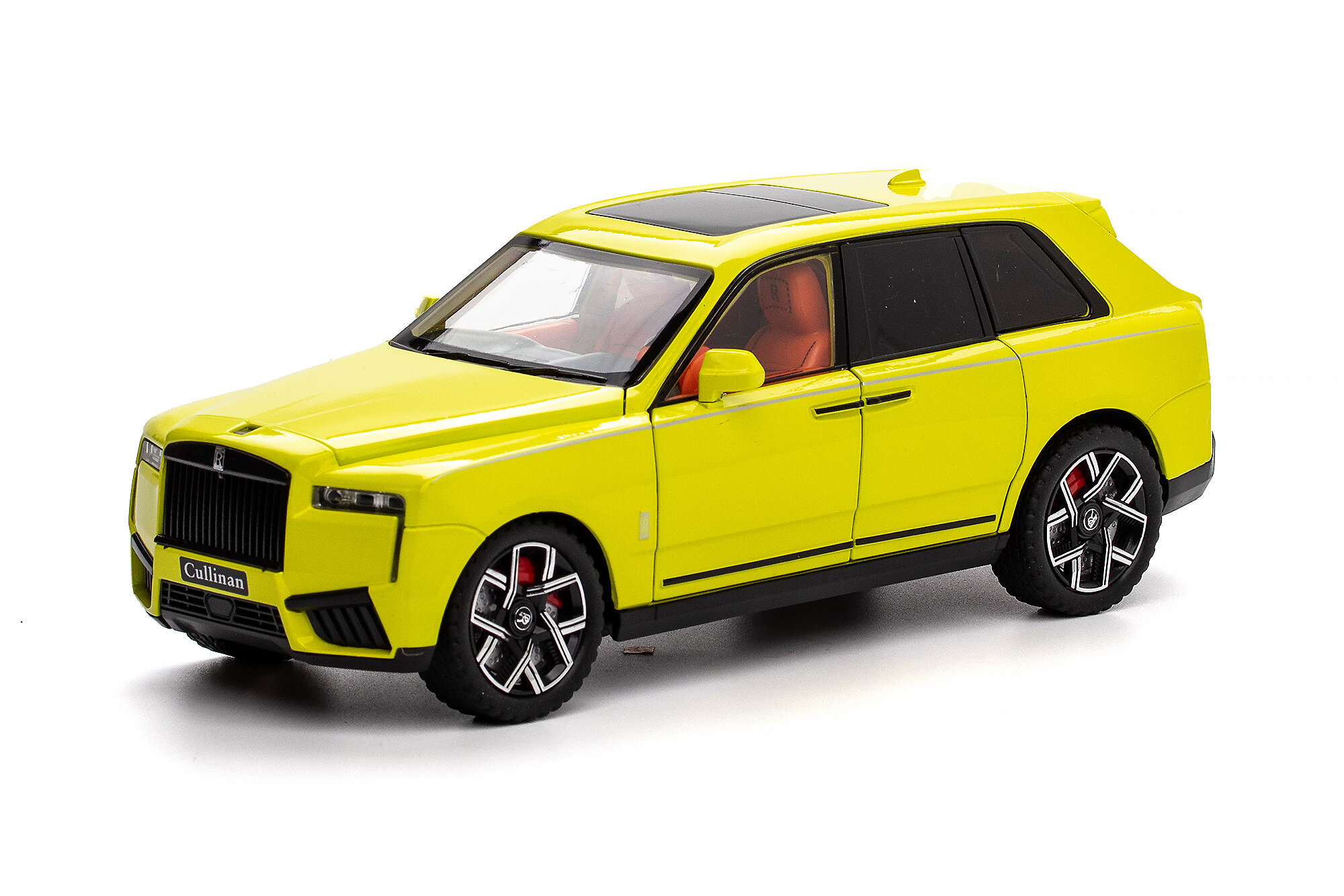 Rolls-royce cullinan ii 2026 yellow (length 20 cm, without packaging) / роллс-ройс куллинан ii 2026 желтый (длина 20 см, без упаковки)