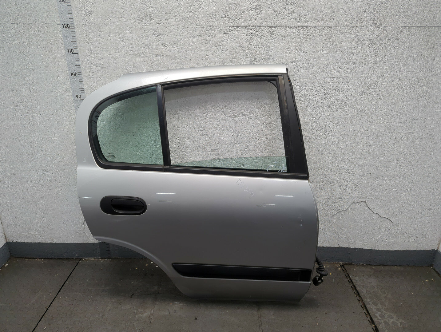 Дверь боковая (легковая) правая задняя Nissan Almera N16 Б/У