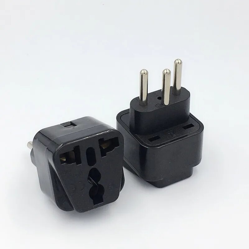 Черный адаптер розеток Swiss plug