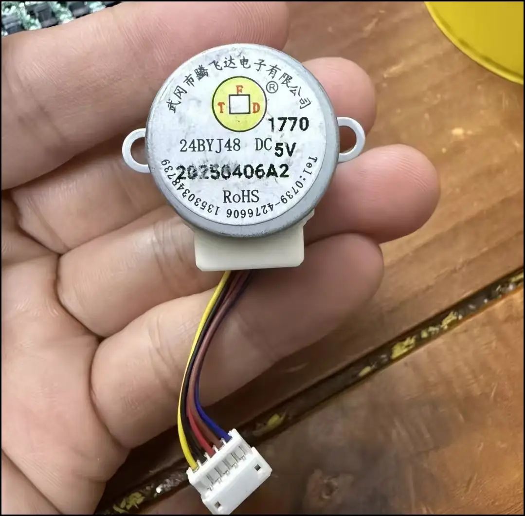 Подходит для мотора монитора беспроводной камеры 24BYJ48 шаговый двигатель 5V с низкой скоростью 1 64