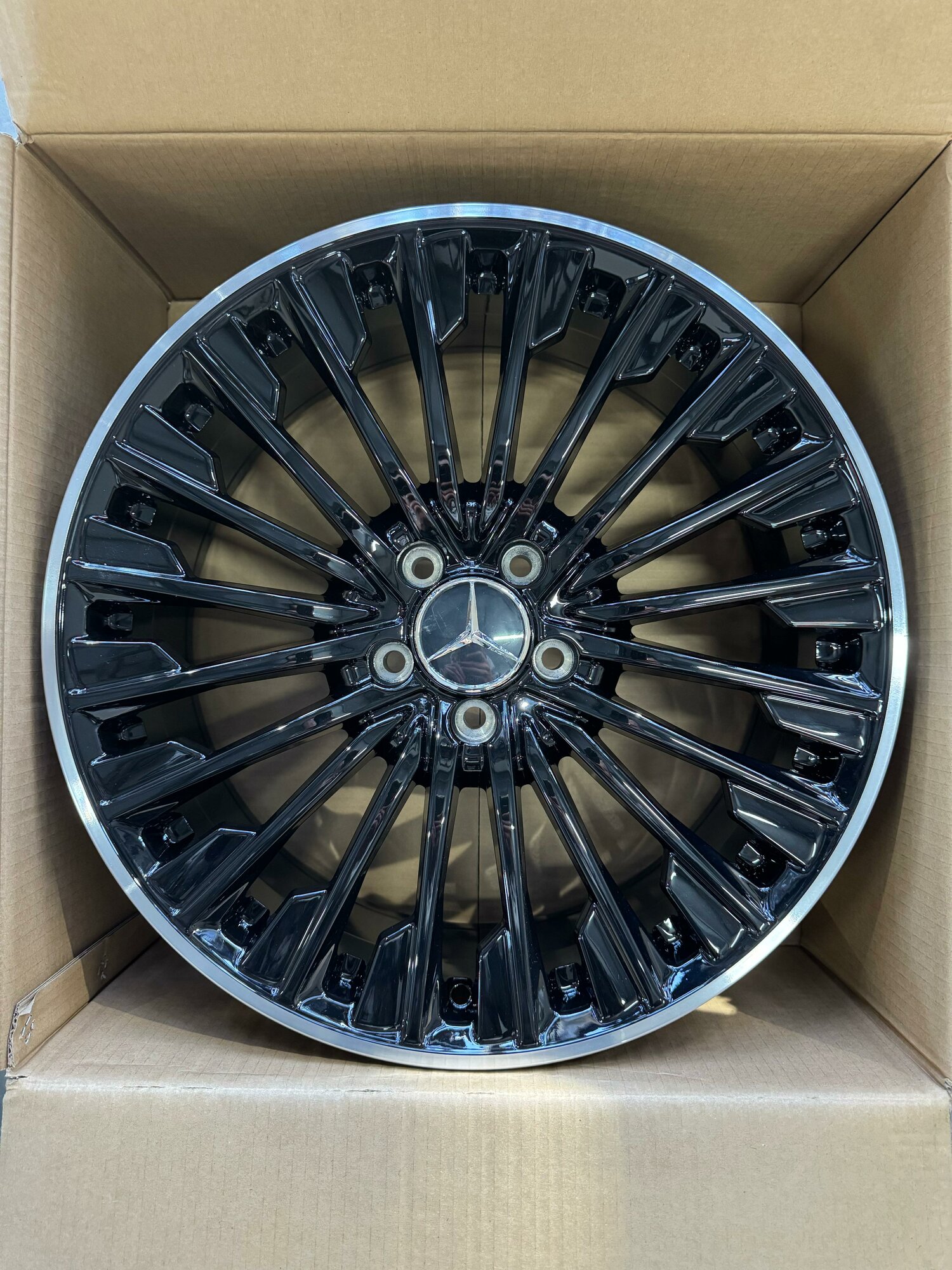 Литые диски Zumbo Wheels 9×R18 5×112