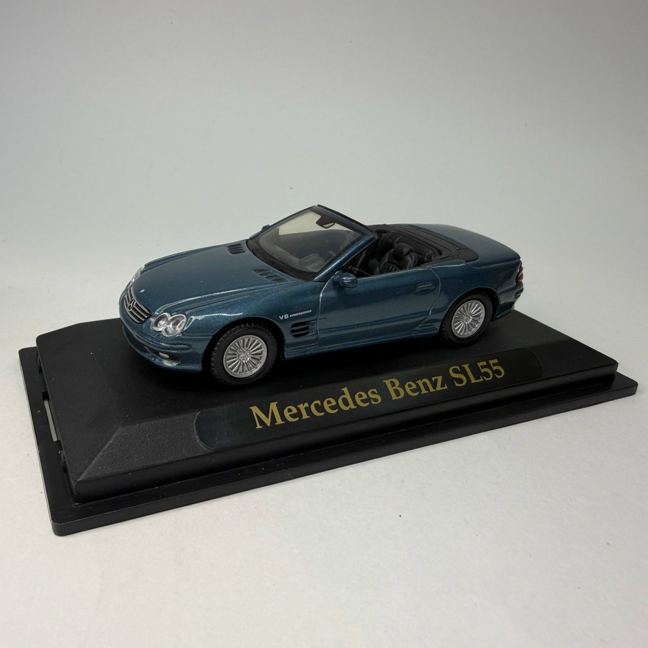 Mercedes-Benz SL55 AMG Yat Ming без блистера 1:43