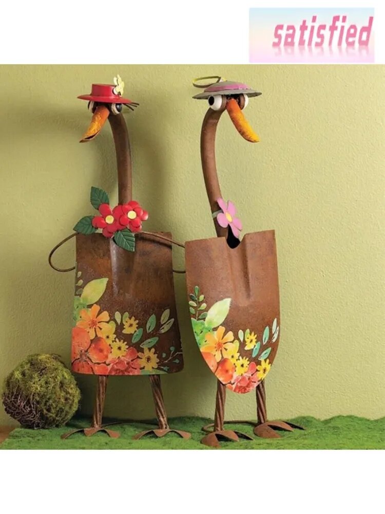 Фигурка садовая