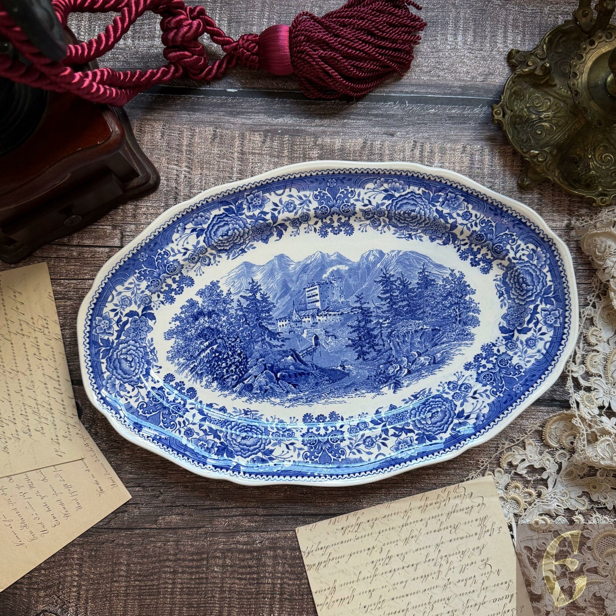 Блюдо немецкое старинное овальное Villeroy&Boch серии Burgenland 33,5 см