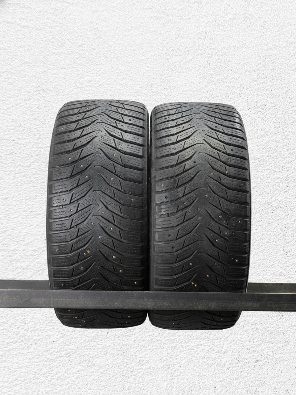 Зимние шины шипованные Kumho WinterCraft Ice WI31+ 245/45 R18 45% износ TSB054390