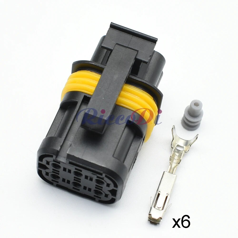 Автомобильный разъем RiccoDi 18732.000.00, 6 отверстий, Female Connector Set