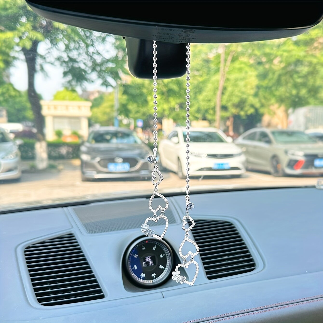 Автомобильная подвеска в форме сердца со стразами, металлическая, серебристого цвета