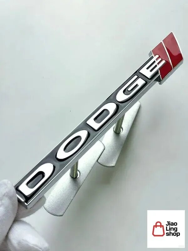 Шильдик DODGE для Dodge, эмблема на решетку радиатора, хром с красным