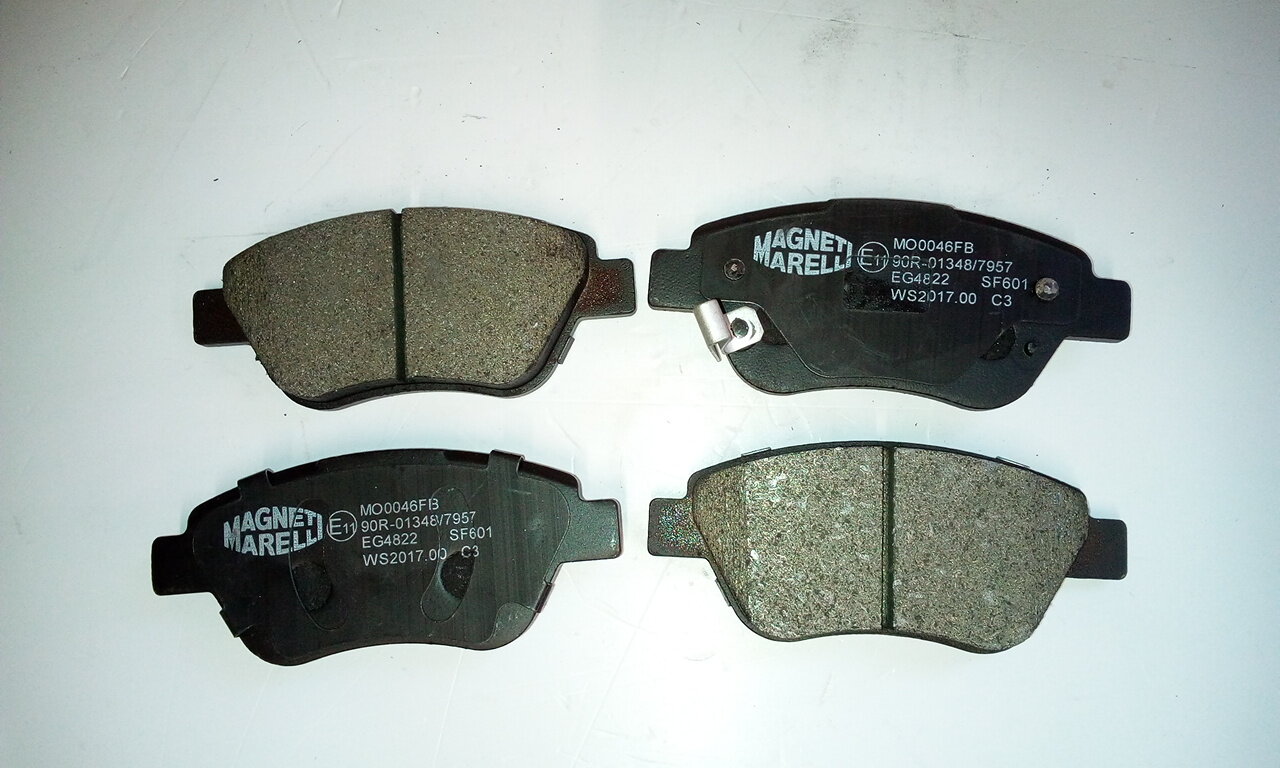 Комплект тормозных колодок Magneti Marelli 323700004600 для Opel Corsa