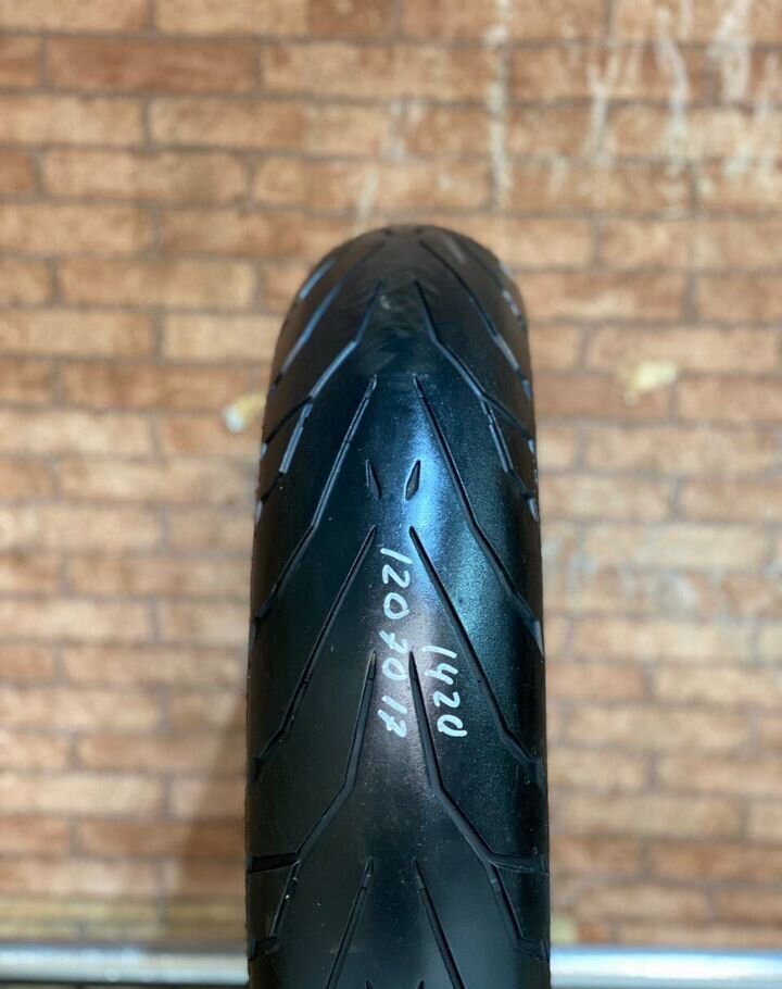 120/70 R17 Pirelli Angel GT No1420