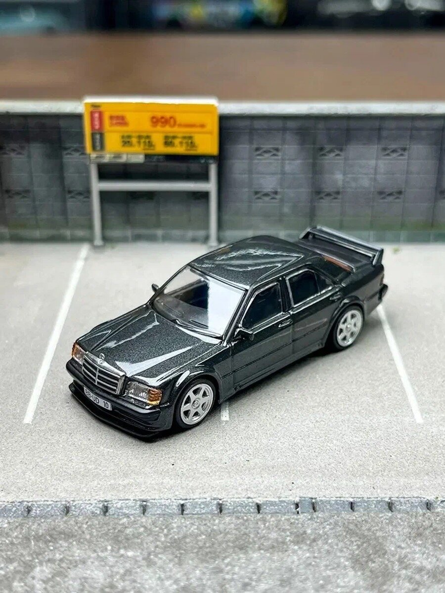 TW TarmacWorks 1:64 Mercedes-Benz190E 2.5-16 EVO I Black Легковая модель автомобиля