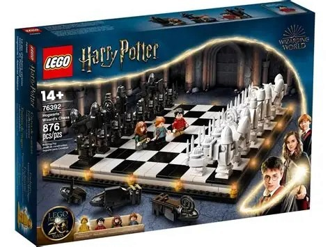 Конструктор LEGO Harry Potter Волшебные шахматы Хогвартса 76392, 860 деталей