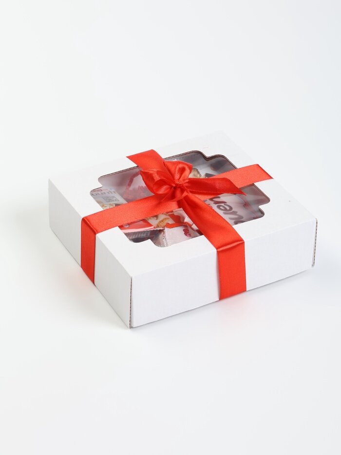 Подарочный набор сладостей Kinder Chocolate, 10 шт.