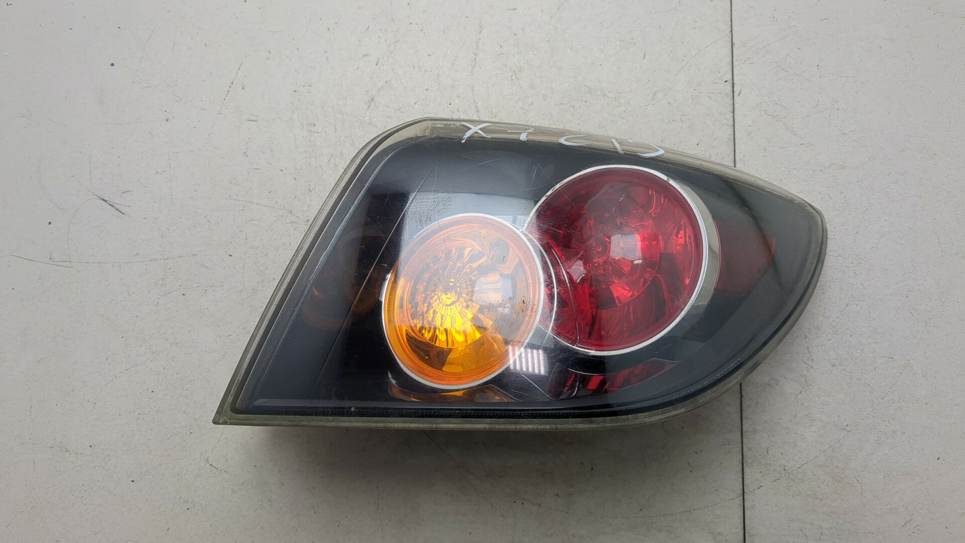 Фонарь (задний) правый Mazda 3 (BK) Б/У