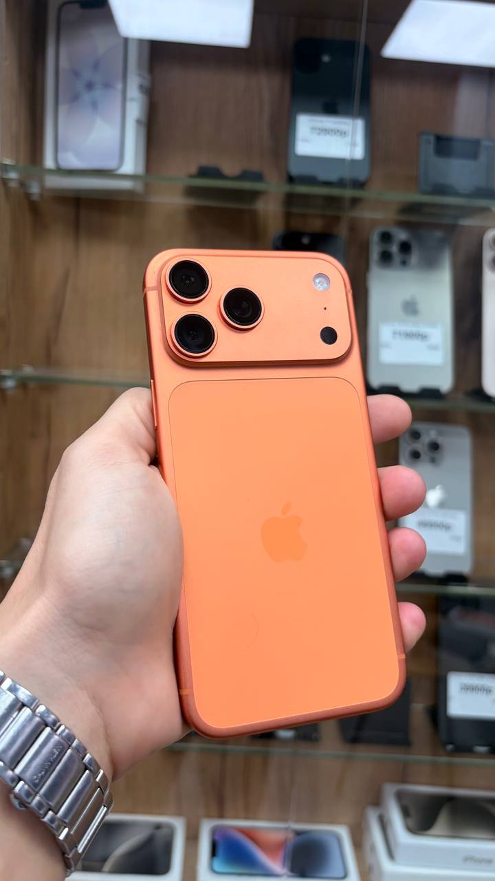 Смартфон Apple iPhone 17 Pro Max 256 Gb, Оранжевый (Cosmic Orange), eSIM, (без RuStore/MAX)