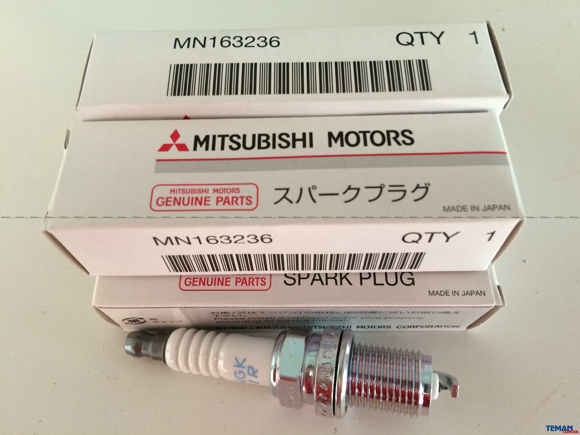 Свеча зажигания Mitsubishi MN163236
