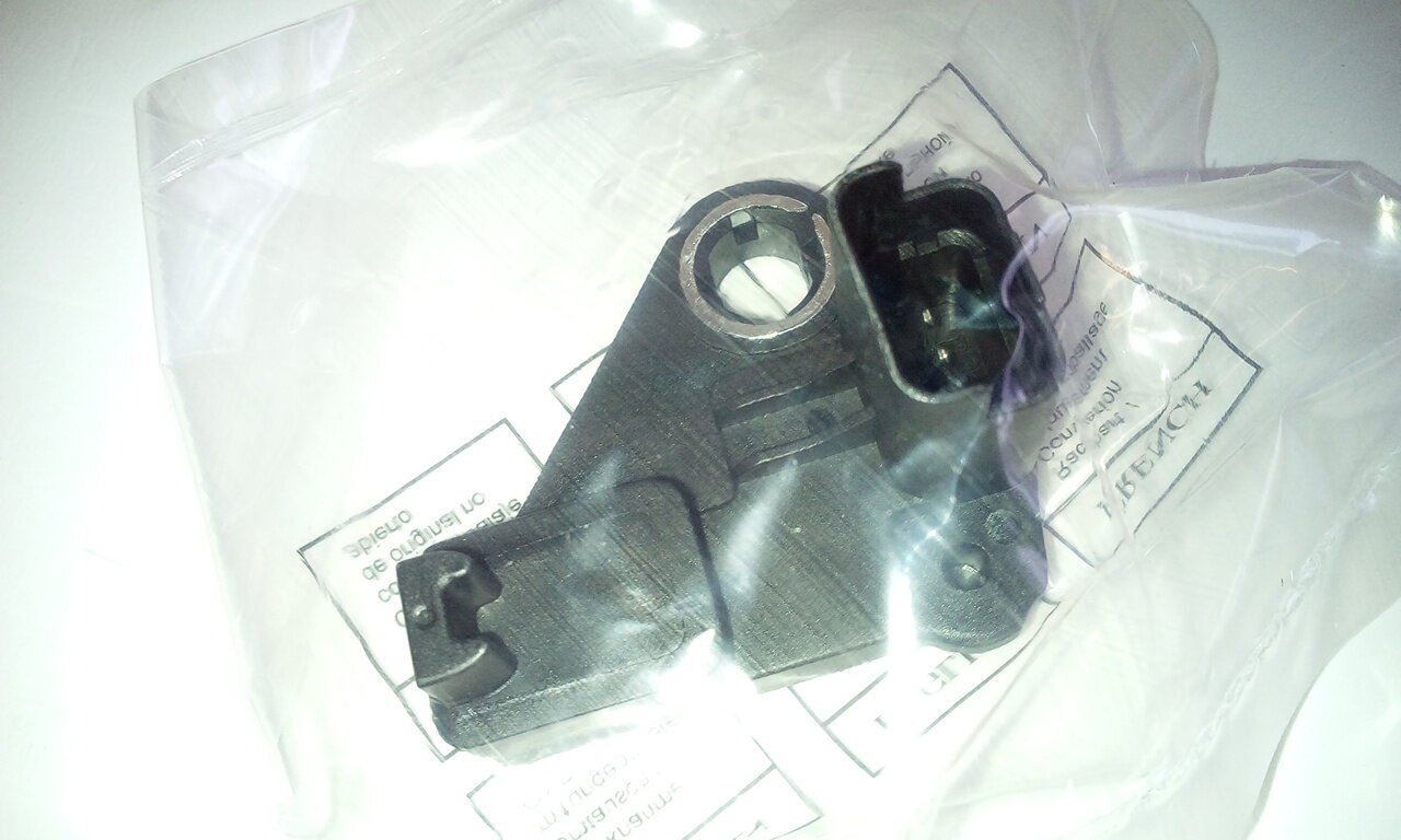 Датчик положения коленвала focus iii 1,6ti 16v / 1,6tdci fiesta vi 1,4tdci c max 1,6 Herth&Buss 70610607