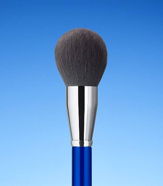 LA PRAIRIE Кисть для пудры Complexion Loose Powder Brush